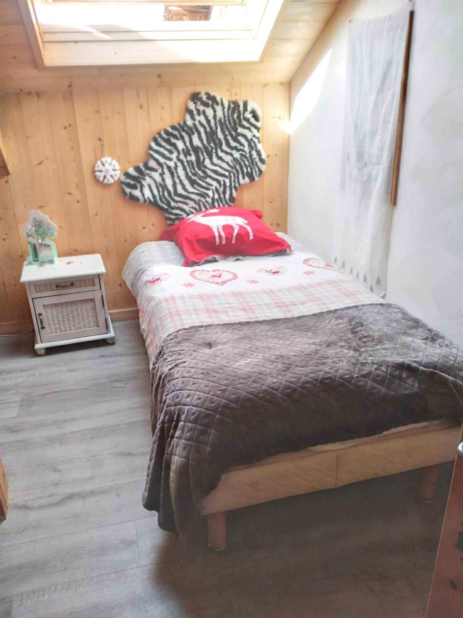 Studio Confortable A Taninges 25 M² Avec Vue Sur Jardin Exterior photo
